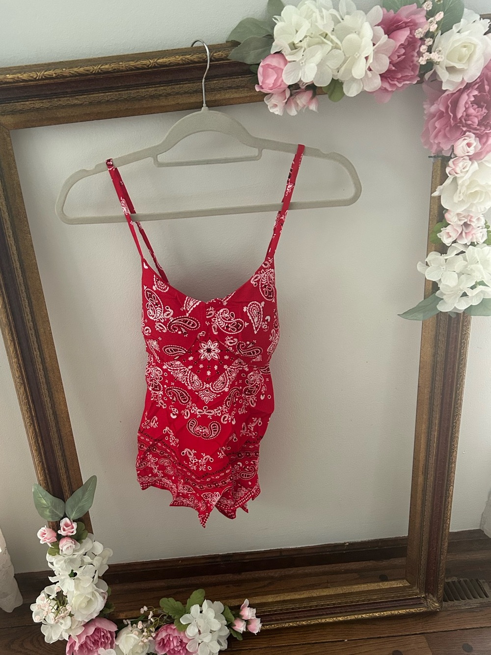 Red bandana-print Women’s tank